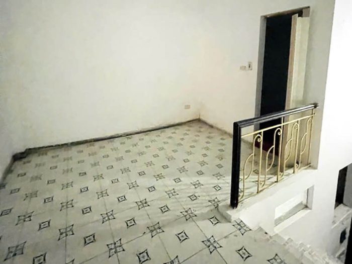(Ngõ hẹp) Nhà 3 tầng cũ phố Ngọc hà, diện tích 33m2 - Hình ảnh 2