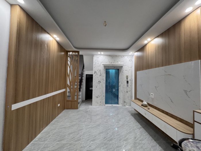 Bán 2 siêu phẩm Trần Khát Trân mới hoàn thiện, full nội thất, cđt uy tín 34m2 x 5 tầng