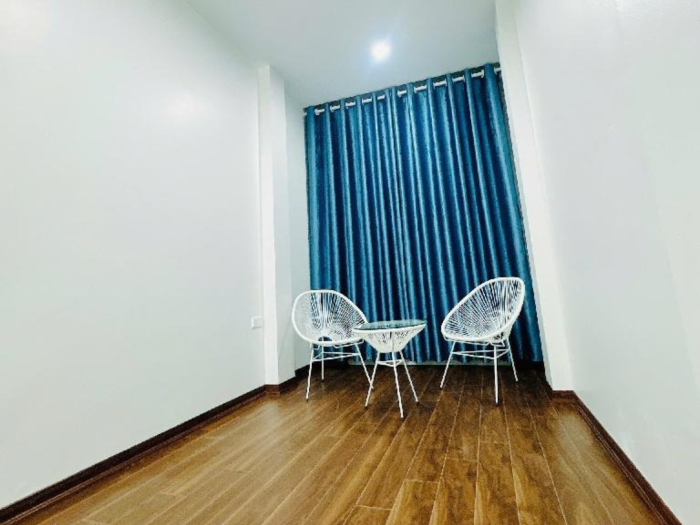 Nhà đẹp lung linh sát hồ Hoàng Cầu 4 tầng mặt ngõ ô tô đỗ cửa Full NT 32m2 - Hình ảnh 6
