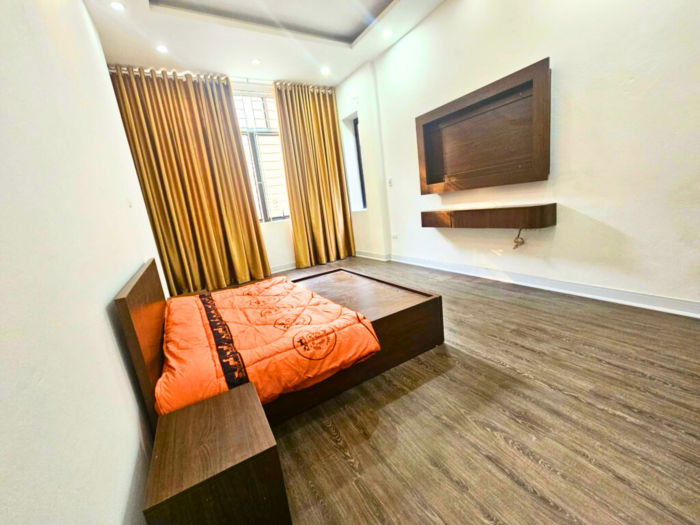 Bán nhà đẹp Khâm Thiên dân xây, ngõ thông, gần phố, diện tích 33,2m2