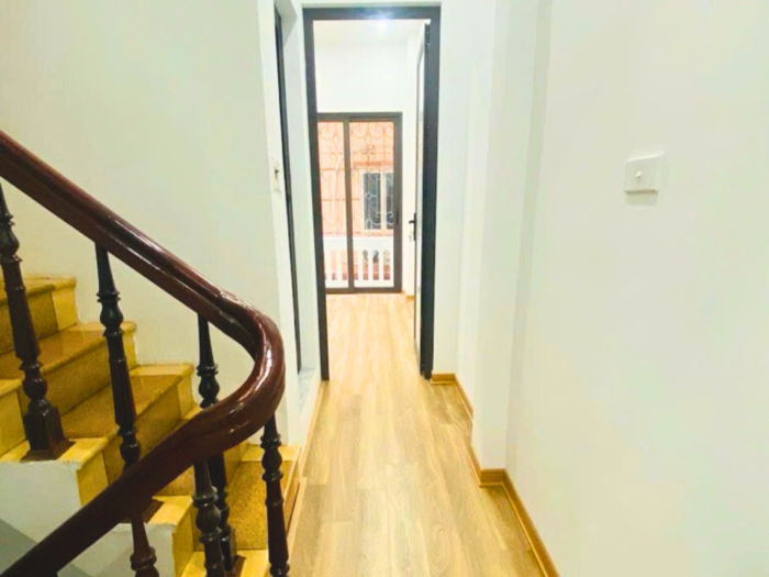 Bán nhà đường Láng, nhà đẹp ở luôn, ngõ rộng gần phố, khu vực dân trí cao - Hình ảnh 7
