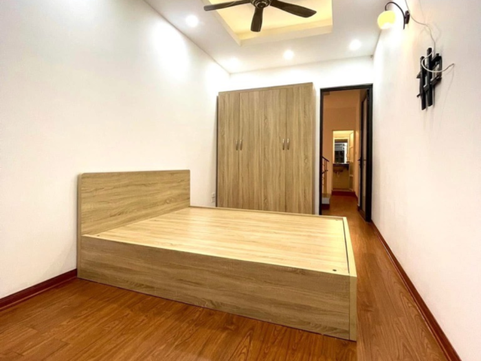 Bán nhà đẹp Hào Nam 4 tầng dân xây khung cột chắc chắn diện tích 33m2 - Hình ảnh 6