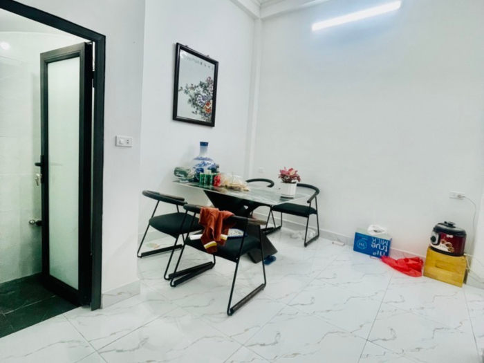 Bán nhà đẹp Đê La Thành 3 mặt thoáng full nội thất ở ngay, diện tích 39m2 - Hình ảnh 3