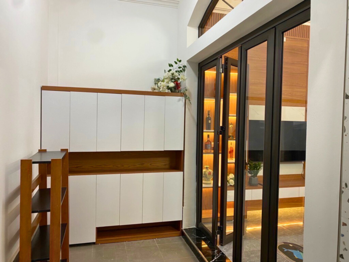 Bán nhà đẹp Láng Hạ 2 mặt thoáng, có sân để xe, full nội thất, 50m2 - Hình ảnh 4
