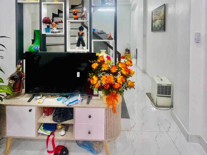 Bán nhà đẹp Đê La Thành 3 mặt thoáng full nội thất ở ngay, diện tích 39m2 - Hình ảnh 4