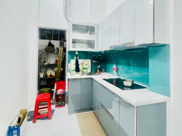 Bán nhà đẹp Đê La Thành 3 mặt thoáng full nội thất ở ngay, diện tích 39m2 - Hình ảnh 5