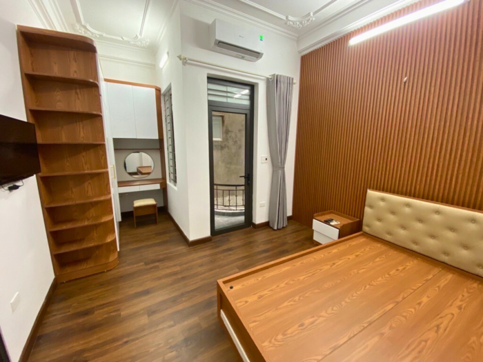 Bán nhà đẹp Láng Hạ 2 mặt thoáng, có sân để xe, full nội thất, 50m2 - Hình ảnh 6