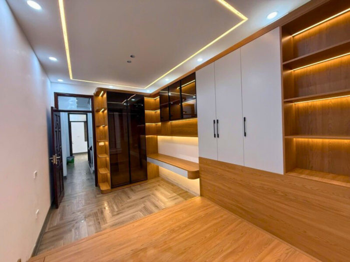 Bán nhà Ngã Tư Sở thiết kế hiện đại, ngõ thông các ngả, diện tích 40m2 - Hình ảnh 6