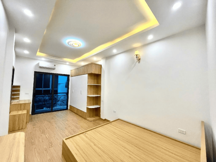 Bán nhà Khâm Thiên, mặt ngõ, nhà mới đẹp tặng nội thất, diện tích 46m2 - Hình ảnh 4