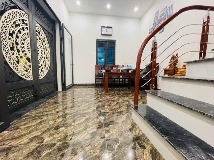 Bán nhà Đội Cấn, lô góc 3 mặt thoáng, ngõ thông, diện tích 40m2