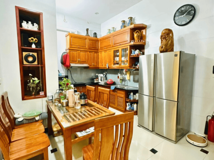 Bán nhà phố Nguyễn Lương Bằng dân xây kiên cố, lô góc, ngõ ba gác, 47m2 - Hình ảnh 2