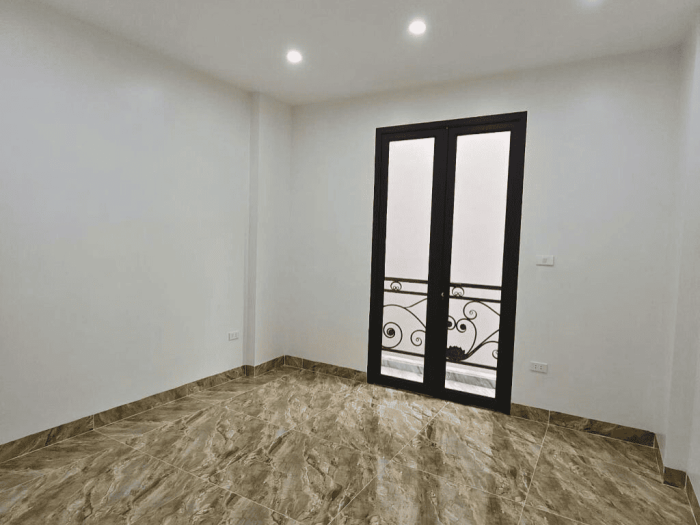 Bán nhà đường Láng, thoáng trước sau, sân để xe riêng, diện tích 45m2 - Hình ảnh 7