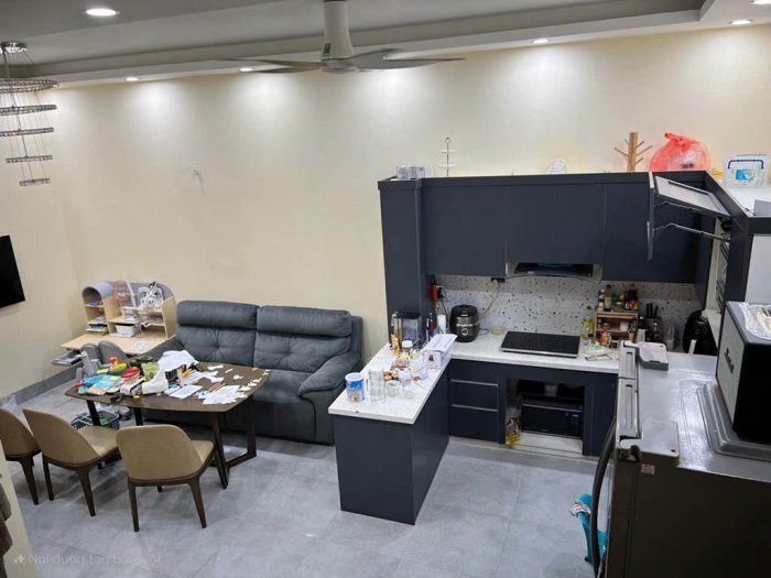 Bán nhà Đội Cấn, 5 tầng dân xây chắc chắn, 3 thoáng, diện tích 46.2m2