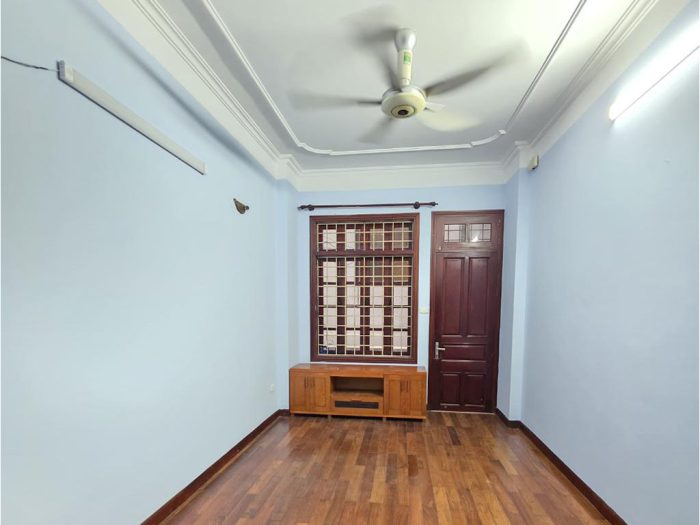 Bán nhà Đội Cấn, phân lô, ngõ thông, kinh doanh nhỏ, diện tích 30m2 - Hình ảnh 2