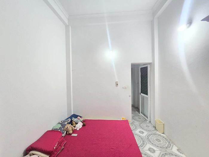 Bán nhà Đội Nhân, gần ô tô, ngõ thông, diện tích 42m2 - Hình ảnh 4