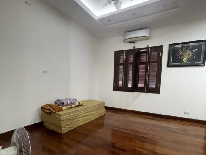 Bán nhà Hoàng Hoa Thám, nhà đẹp ở luôn, diện tích 76m2 - Hình ảnh 4