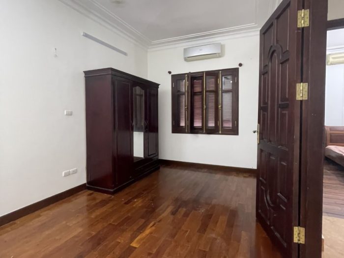 Bán nhà Hoàng Hoa Thám, nhà đẹp ở luôn, diện tích 76m2 - Hình ảnh 2