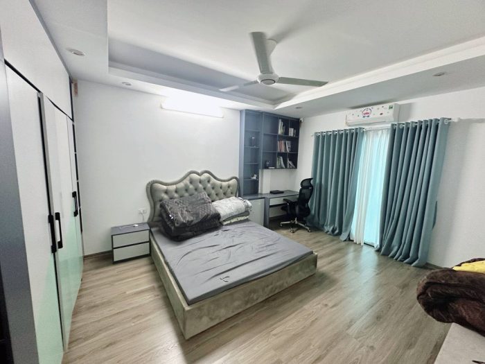 Bán nhà Lạc Long Quân, gần phố, full nội thất, diện tích 32m2 - Hình ảnh 4