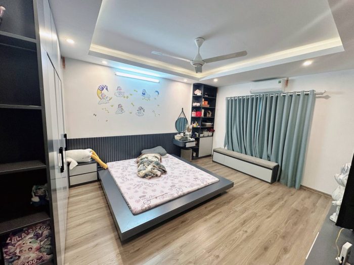 Bán nhà Lạc Long Quân, gần phố, full nội thất, diện tích 32m2 - Hình ảnh 5