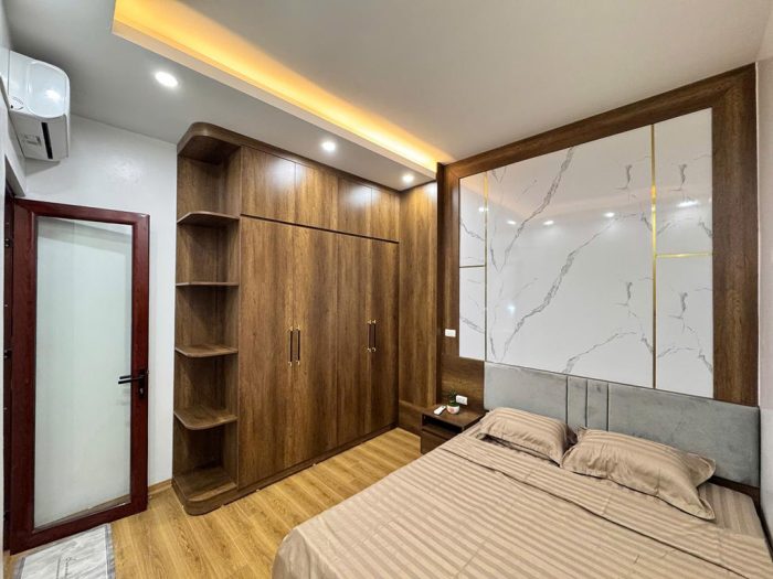 Bán nhà Ngọc Hà, gần phố, ngõ rộng, diện tích 30m2