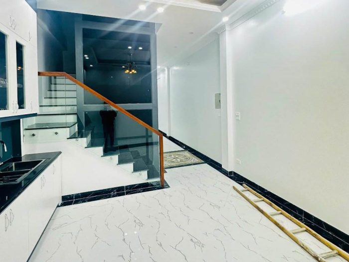Bán nhà Quan Hoa Cầu Giấy, thang máy, hai mặt thoáng, diện tích 51m2 - Hình ảnh 2