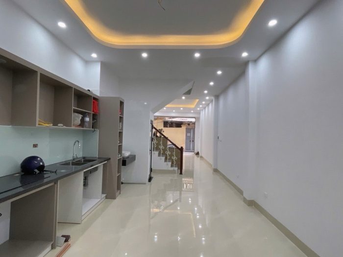Bán nhà Trần Duy Hưng, hai mặt thoáng, ngõ rộng kinh doanh nhỏ, diện tích 60m2