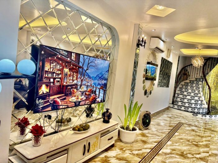 Bán nhà đường Bưởi, lô góc 3 thoáng, nội thất cao cấp, diện tích 73m2 - Hình ảnh 3