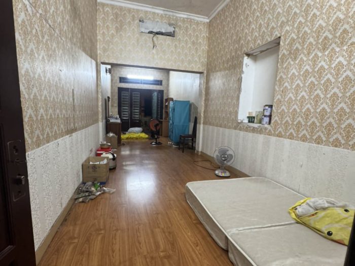 Bán nhà mặt phố Tân Ấp, tiện kinh doanh, trước nhà đường ô tô tránh - Hình ảnh 3