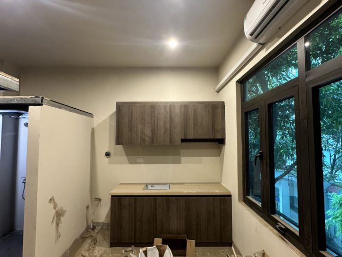 (ĐT) Bán nhà Đội Nhân, lô góc, 15 phòng cho thuê, diện tích 61m2