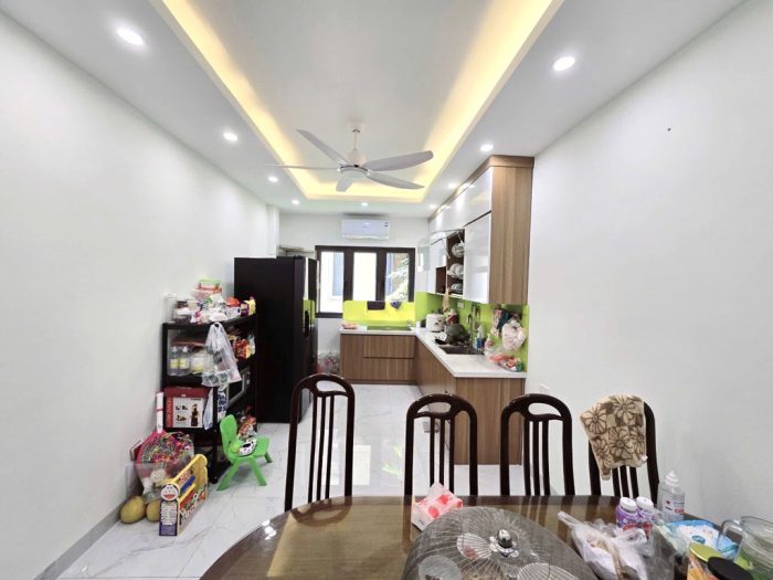 (TM) Bán nhà Đội Cấn, 6 tầng thang máy, nhà mới đẹp, diện tích 33m2
