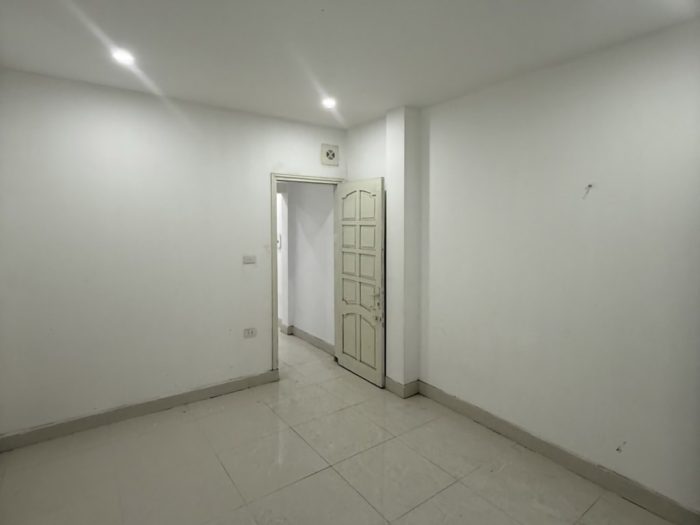 (TM) Bán nhà Lạc Long Quân, ô tô qua nhà, thang máy, gần Hồ Tây, diện tích 47m2 - Hình ảnh 3