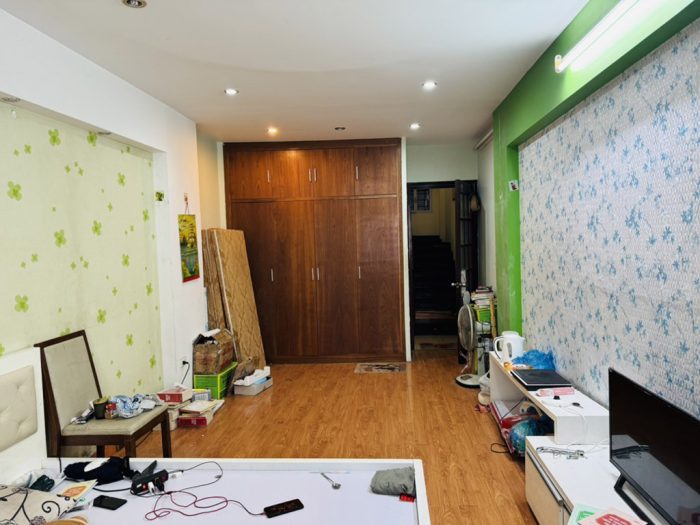 Bán nhà đường Bưởi, lô góc, gần phố, diện tích 42.2m2