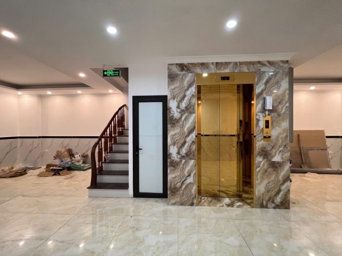 (ĐT) Bán nhà Đội Cấn, 7 tầng thang máy, dòng tiền 55 triệu/tháng, diện tích 59.7m2 - Hình ảnh 2