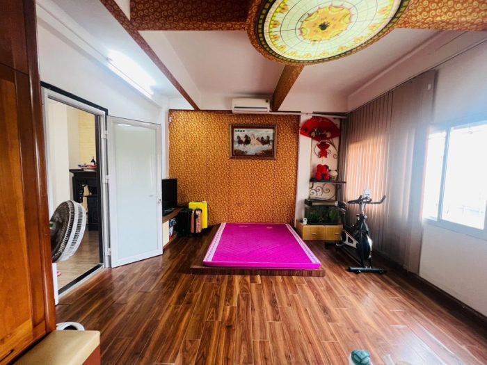 Bán nhà Đội Cấn, view Lotte, nhà đẹp ở ngay, diện tích 42m2 - Hình ảnh 4