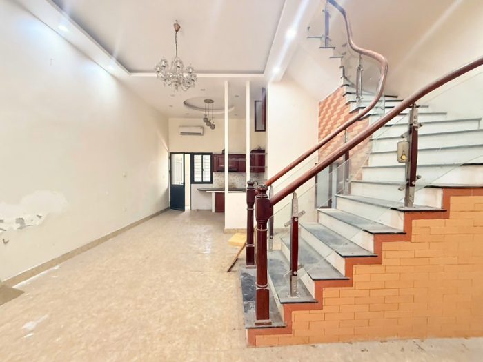 Bán nhà Đường Bưởi, ngõ rộng, gần phố, diện tích 81m2 - Hình ảnh 5