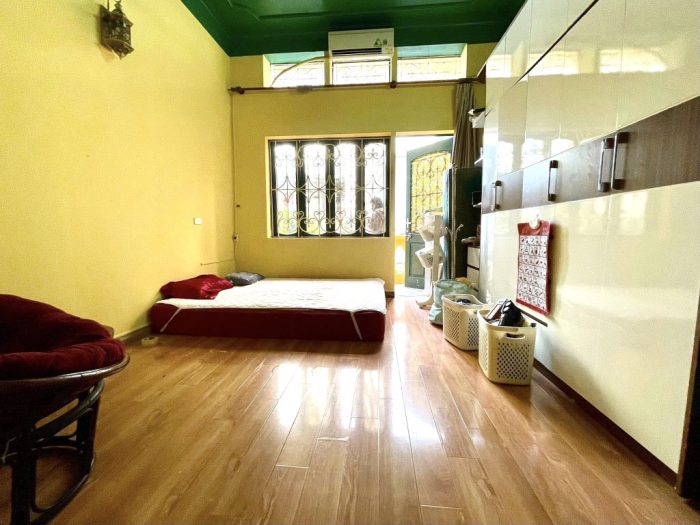 Bán nhà Kim Mã, ngõ thông, dân xây chắc chắn, diện tích 54m2 - Hình ảnh 2