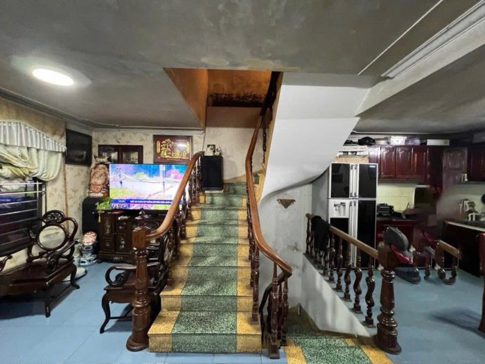 Bán nhà Ngọc Khánh, lô góc 3 thoáng, kinh doanh, diện tích 37m2